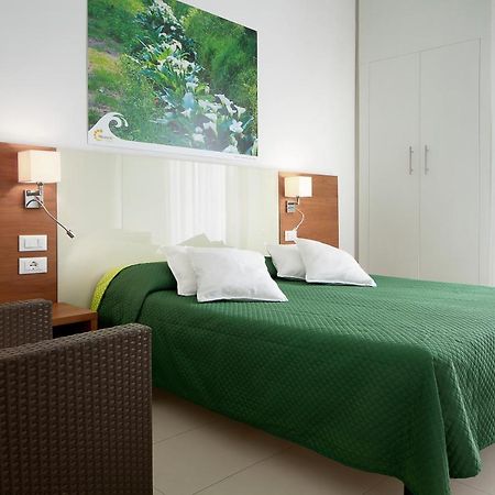Hotel President Бібіоне Екстер'єр фото