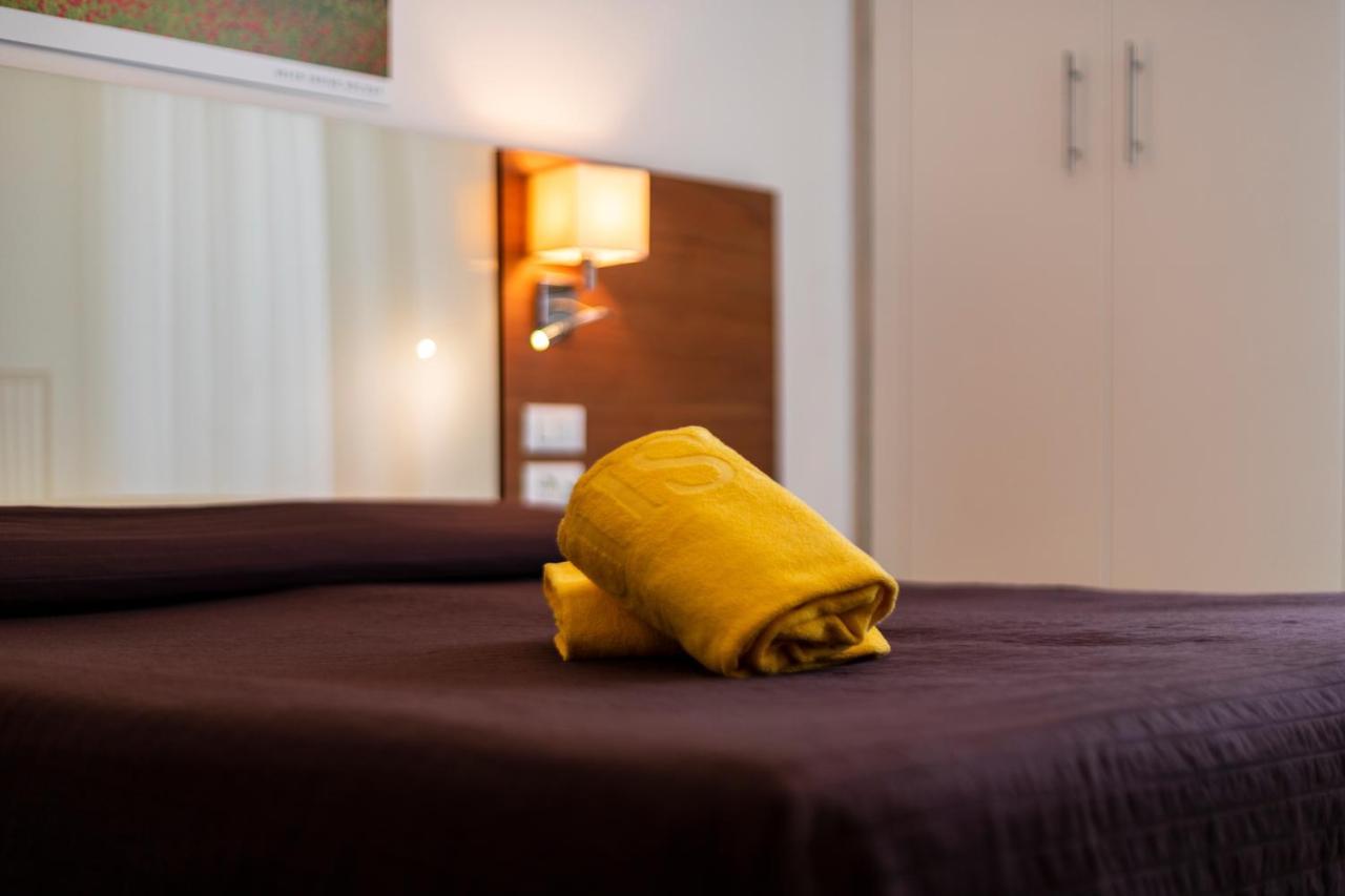Hotel President Бібіоне Екстер'єр фото